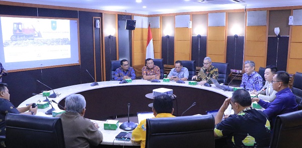 Pemko Pekanbaru Kaji Kerjasama Pengolahan Sampah 750 Ton di TPA Muara Fajar