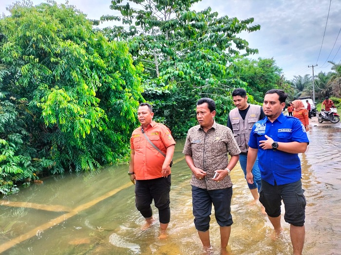 Pemko Pekanbaru  Salurkan Bantuan Korban Banjir di Tiga Kecamatan