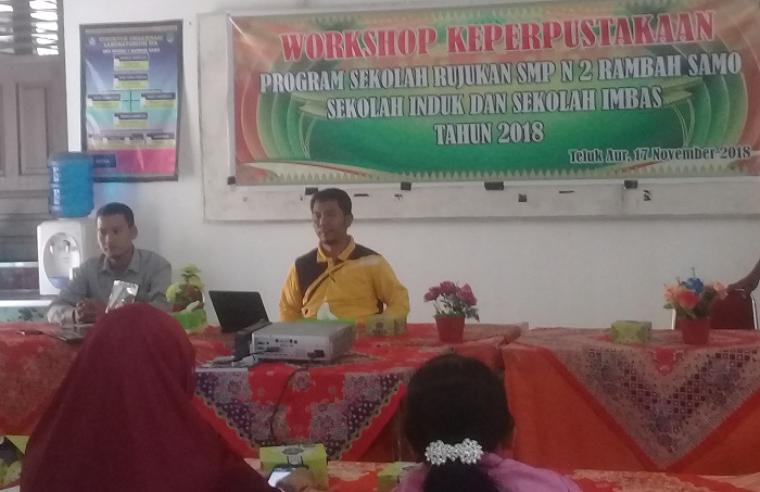 Sekolah Rujukan SMPN 2 Rambah Samo Gelar Workshop Keperpustakaan