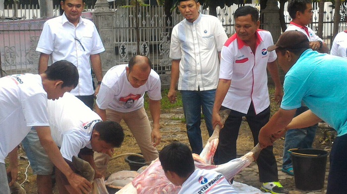 Rayakan Idul Adha, Perindo Riau Bagikan 200 Paket Daging Kurban untuk Warga Pekanbaru
