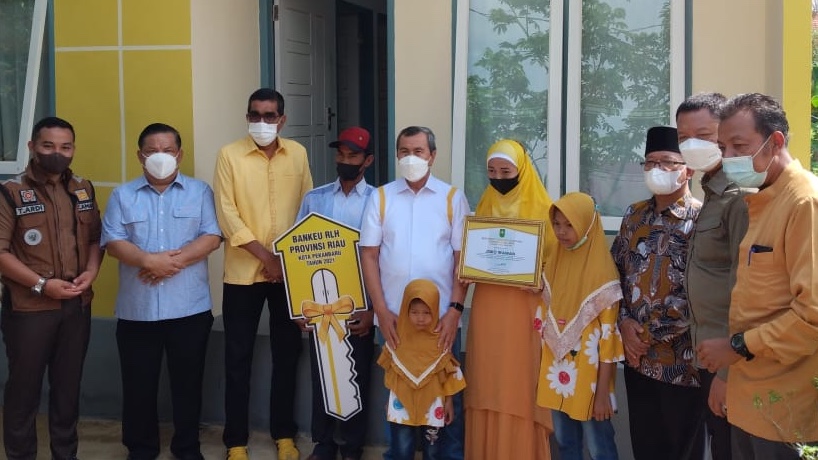 Gubri serahkan 9 Unit RLH kepada Masyarakat Simpang Tiga