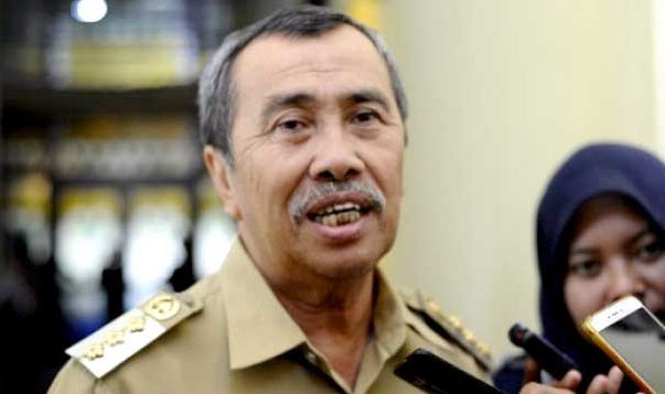 Ini Kata Gubernur Riau Soal Pengadaan Mobil Listrik