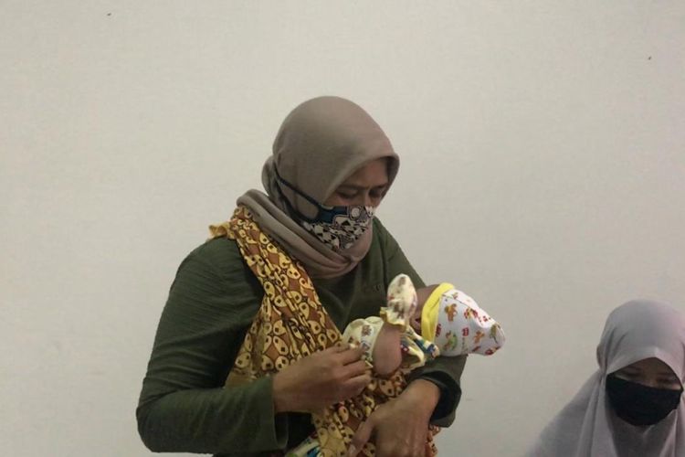 Menyayat Hati! Setiap Kali Menangis Keras, dari Mata Bayi Usia 3 Pekan Ini Keluar Darah