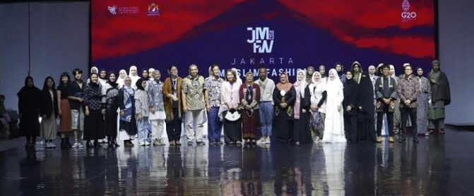 APR kolaborasi dengan lima brand lokal di Jakarta Muslim Fashion Week 2023