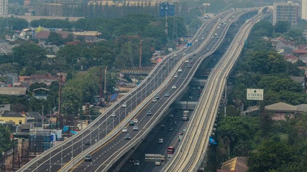 Baru Tiga Hari  Beroperasi, Sudah 13 Mobil Alami Pecah Ban di Tol Layang Japek, Ini Penjelasan Jasa Marga
