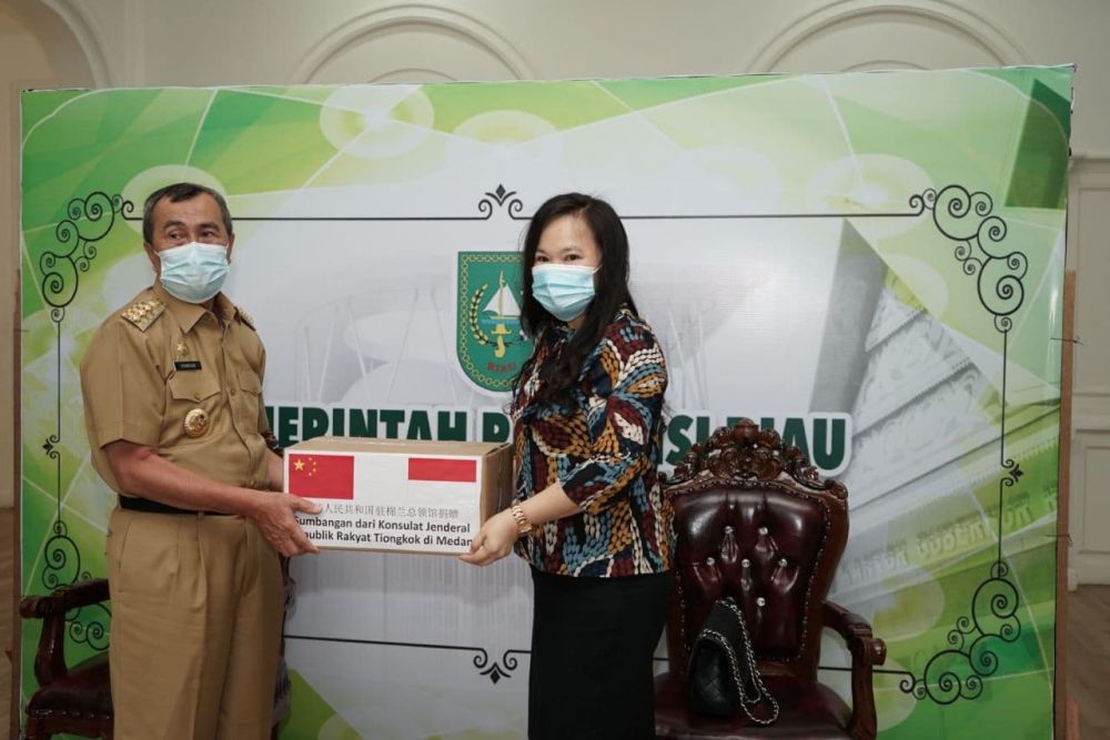 Gubri Terima 500 Paket Sumbangan Dari Konjen Republik Rakyat Tiongkok di Medan