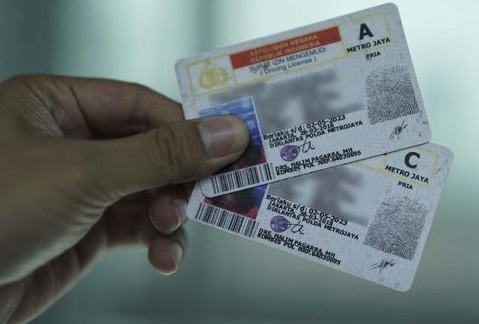 Buat SIM Online via Aplikasi Ponsel Sinar Berlaku Nasional