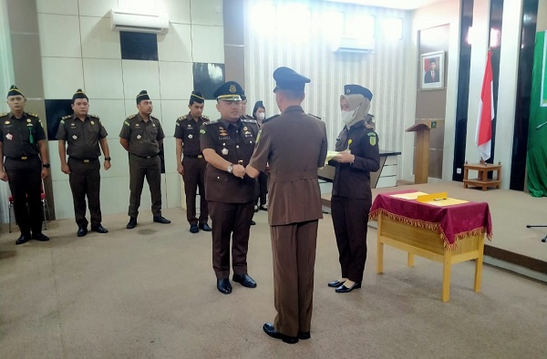 Kajari Rohul  Pimpin Acara Sertijab Sekaligus Pelantikan Kasi Pidum