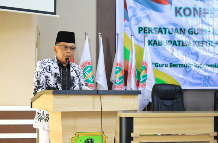 Bupati Asmar Buka Konferensi XXIII PGRI Meranti: Guru Hebat, Indonesia Kuat