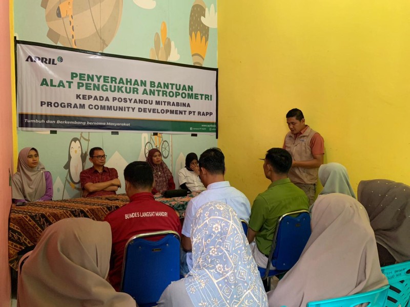 Perkuat Upaya Penurunan Stunting, RAPP Salurkan Alat Antropometri untuk 20 Posyandu di Kuantan Singingi