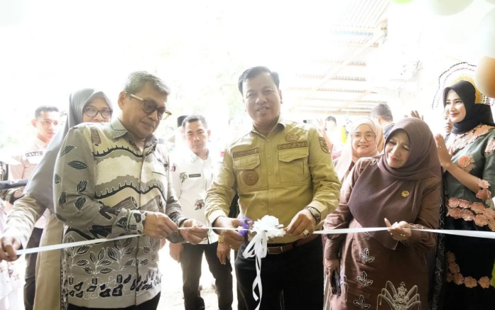 Bupati Kuansing Suhardiman Apresiasi Perhatian PT RAPP Terhadap Pengrajin batik Kuansing