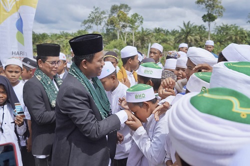 Wakil Bupati Rohil H Sulaiman Hadiri  Upacara  Hari Santri di Ponpes Bidayatul Hidayah Simpang Benar