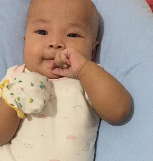 Memahami Kondisi Kulit Bayi Baru Lahir dan Tips untuk Merawatnya