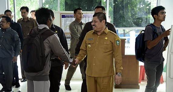 Bupati Bengkalis Amril Mukminin Sidak Pelayanan di UPT  Disdukcapil Mandau