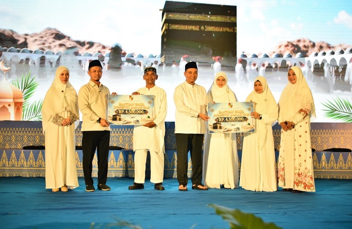 Pemko Pekanbaru Gratiskan Ongkos   Pesawat Jemaah Haji  ke Batam