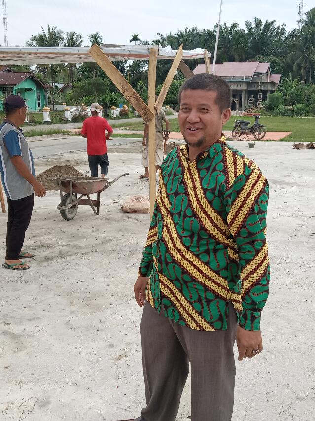 Dana Desa 2019 Tahap Satu, Muara Rumbai Laksanakan Kegiatan Semenisasi dan Pembangunan Turap