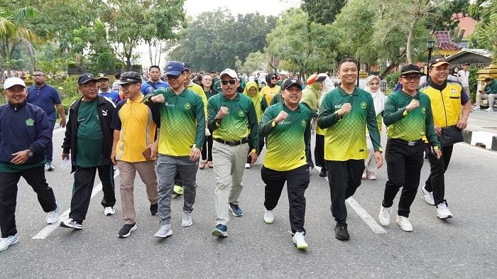 Ribuan Warga Meriahkan Jalan Sehat   HAB ke-80 Kemenag di Pekanbaru