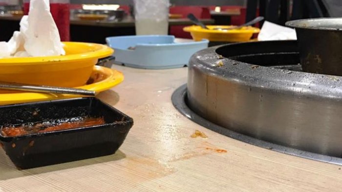 2 Pria di Medan Keracunan Setelah Makan Hidangan Campur Kecoa di Restoran Makanan Korea
