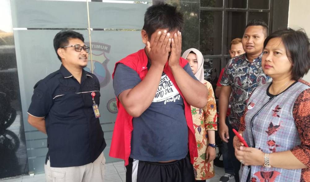 Modus Minta Nomor Hape, Ibnu Nekat Remas Payudara Mahasiswi Cantik, 'Saya Lihat Buah Dadanya Langsung Kepincut'