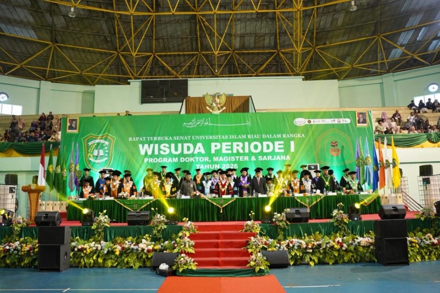 UIR Gelar Wisuda Periode 1 2026, Tegaskan Komitmen Cetak Lulusan Unggul dan Berdaya Saing