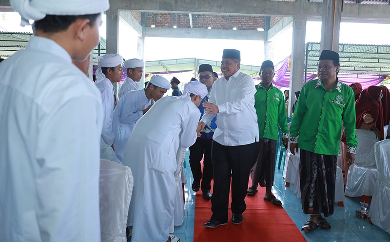 Bupati Siak Alfedri Hadiri Pelantikan FKPP di Ponpes Amanah Tarbyah Islamiyah Sabak Auh
