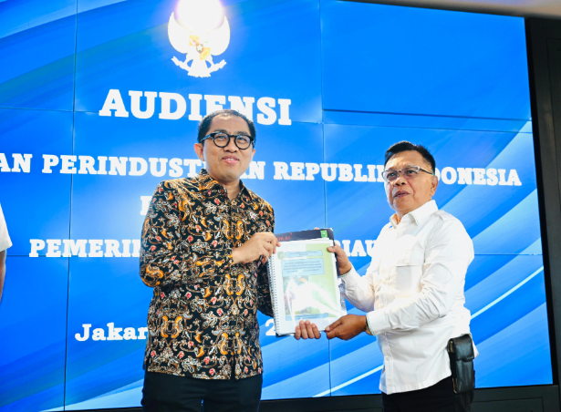 Bupati  Kepulauan Meranti Audiensi dengan Menteri Perindustrian dan Menteri KKP