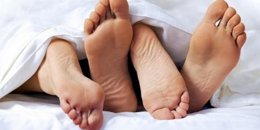 Riset Terbaru dari China, Virus Corona Ditemukan dalam Sperma, Bisa Nular lewat Hubungan Intim
