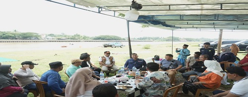 Bupati Kuantan Singingi Mengumpulkan Stakeholder Lanjutkan Pencarian Korban Hanyut di Sungai Kuantan