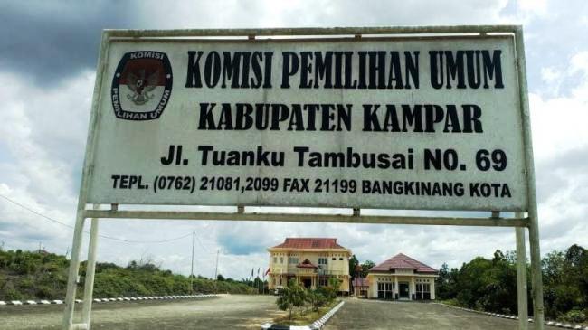 KPU Kampar Gelar Nonton Bareng Debat Kandidat di Tiga Lokasi