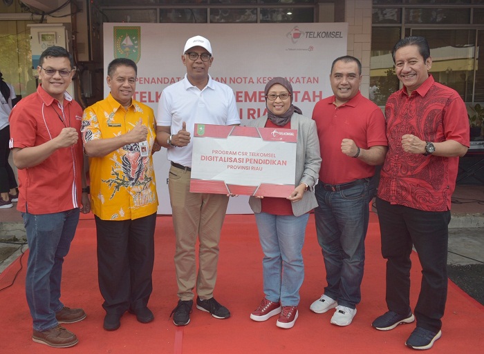 Wujud Digitalisasi Pendidikan, Telkomsel Hadirkan Aplikasi Digital untuk Pelajar di Riau