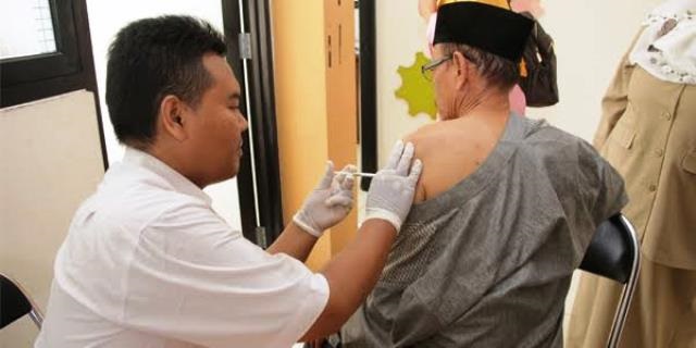 Catat! Jamaah Haji & Umroh Bakal Diwajibkan Vaksin Covid-19