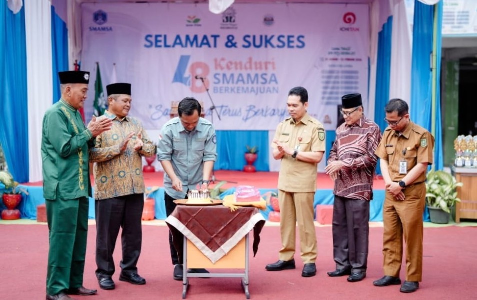 Hadiri Milad ke-48 SMAMSA, Kadisdik Riau Tekankan Pentingnya Pendidikan Berdaya Saing