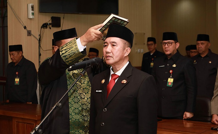 Fauzi Asni Dilantik  Sebagai Penjabat Sekretaris Daerah Siak