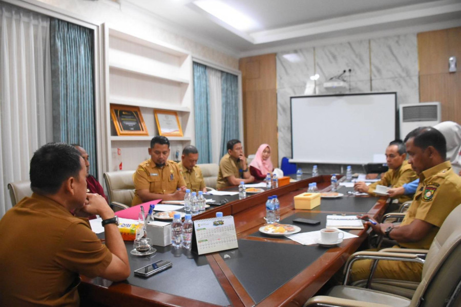 Pj Bupati Kampar Pimpin Rapat KPM Luar Biasa Perumda Kampar Aneka Karya