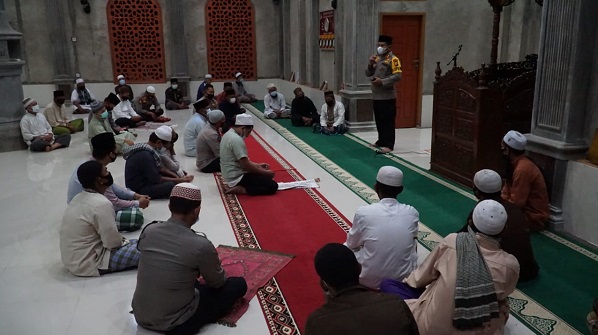 Polres Rokan Hulu Terus Gelar Kegiatan Subuh Keliling