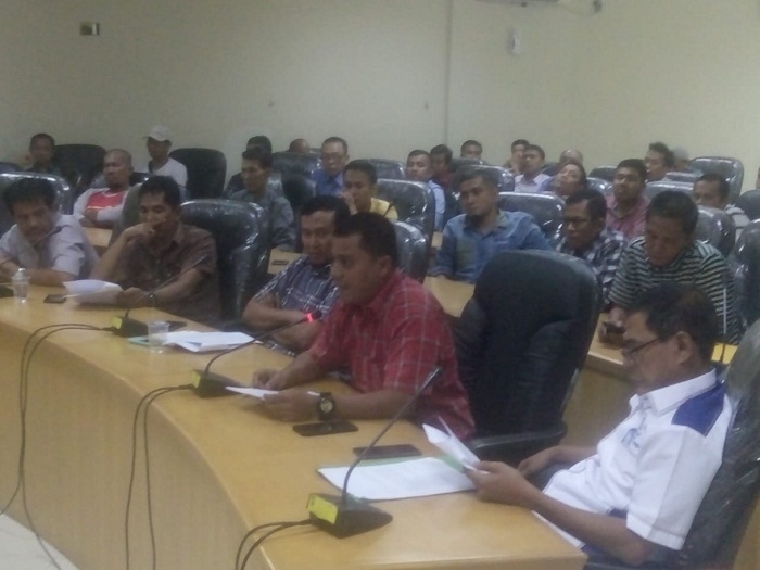 Gara-gara Ini, Hearing Forum Kontraktor Kampar dengan DPRD Berlangsung 'Panas'