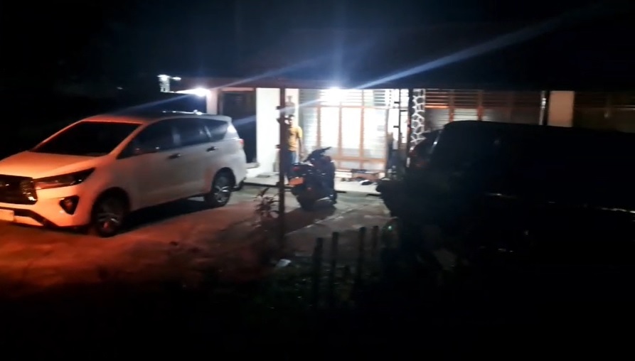 KPK Kembali Geledah Rumah Kadis Perkebunan Andri Yama di Teluk Kuantan