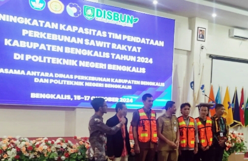 Dinas Perkebunan- Polbeng Teken MoU  Peningkatan Kapasitas   Pendataan Perkebunan Sawit Rakyat