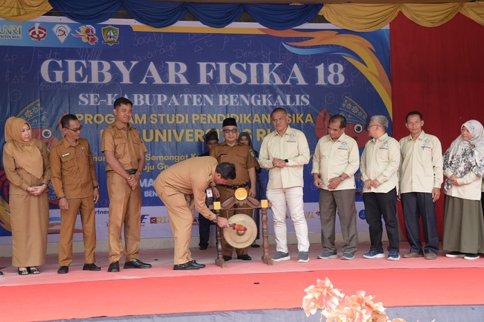 Staf Ahli Bupati  Buka Gebyar Fisika se-Kabupaten Bengkalis