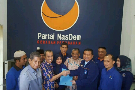 Maju di Pilgubri 2018, Syamsuar Daftar ke Partai Nasdem Riau