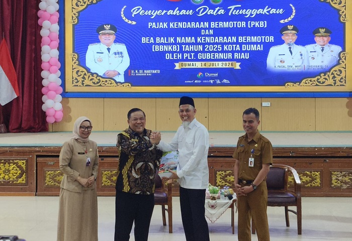 98 Ribu Kendaraan Bermotor di Dumai Nunggak Pajak, Plt Gubri dan Walikota Kolaborasi Jemput Bola
