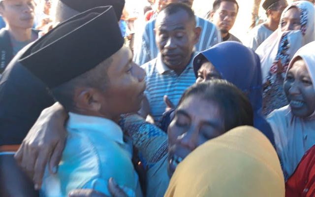 Tewas Saat Demo RKUHP, Jenazah Randi Disambut Tangis Histeris, Ibunda: Kembalikan Anakku. Kenapa Dia Ditembak...