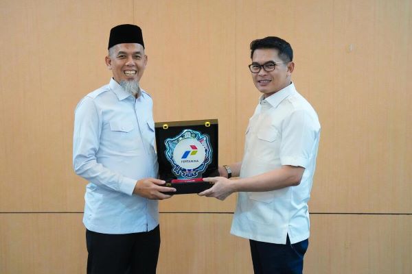 Pemkot Dumai Terima Dokumen Perencanaan Perluasan Buffer Zone  Pertamina