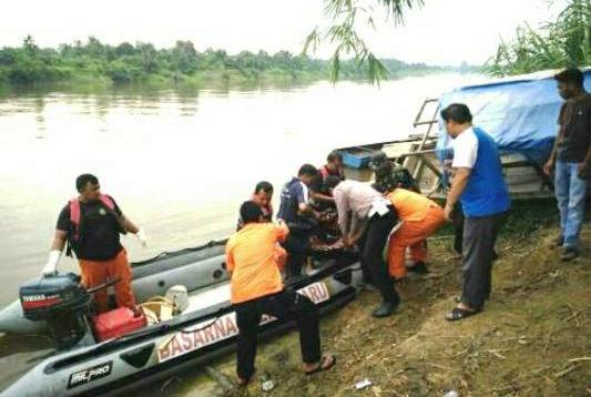24 JAM DICARI, Warga Pekanbaru Ditemukan Tewas di Sungai Kampar