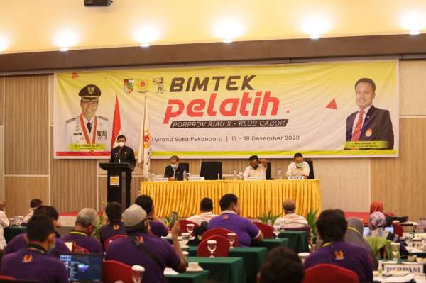 Buka Bimtek Pelatih Porprov Riau X, Wako Harapkan Dapat Cetak Atlet Berprestasi