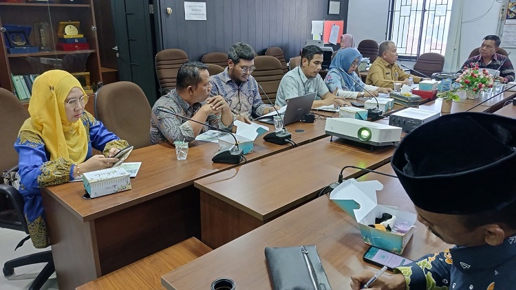 DKP Lakukan Rapat Kerja Bersama Komisi II DPRD Pekanbaru