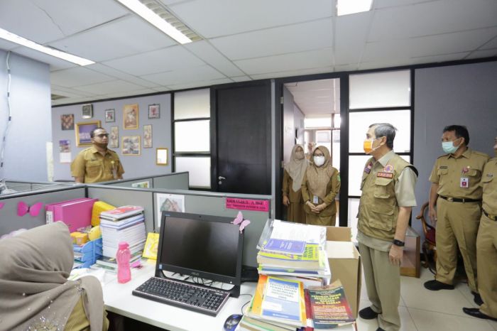 Sidak ke Sejumlah OPD Pemprov Riau, Gubri Sebut Tingkat Kehadiran Cukup Tinggi