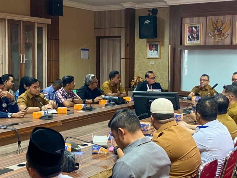 Pimpin Rapat Persiapan Aksi Bela Palestina dan Konser Amal Bersama Wali Band