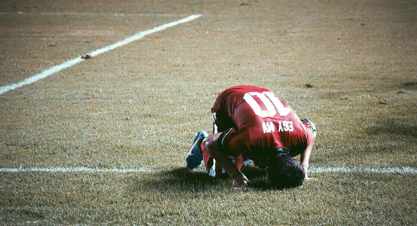 LUAR BIASA... Ciptakan Tiga Gol dalam Tujuh Menit, Tetaplah Membumi Egy!