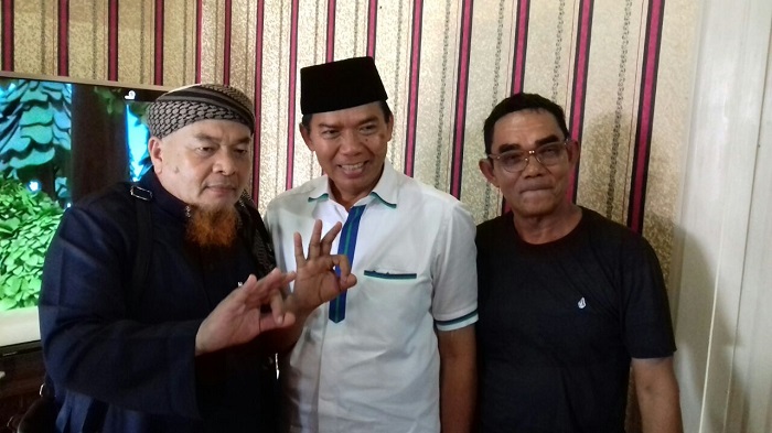 Pengusaha Keramba di XIII Koto Kampar Dukung DR Firdaus ST MT, Ali: Dia Hebat, Rendah Hati dan Santun...